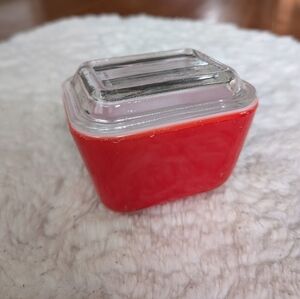 Vintage Pyrex Fridgie Red With Lid